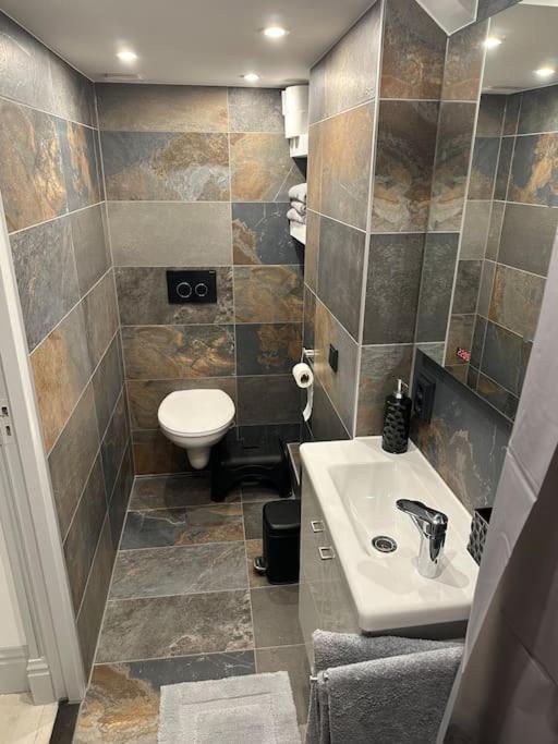 אמסטרדם Unique Royal Basement Residence מראה חיצוני תמונה
