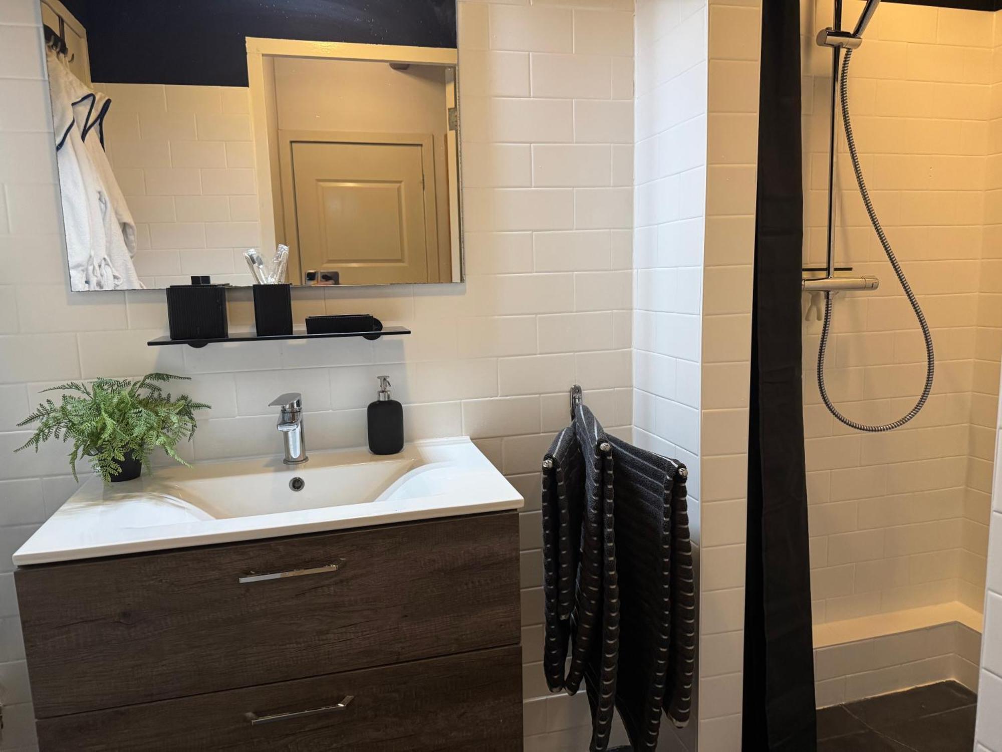 אמסטרדם Unique Royal Basement Residence מראה חיצוני תמונה